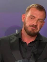 Les cinquante : Christopher sauvé par Julien Bert, tous les candidats en  pleurs