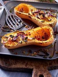 Der butternut eignet sich aufgrund seiner form dafür besonders gut. Gebackener Butternut Mit Knoblauch Und Chili Rezept Lecker Rezepte Butternut Rezepte Kurbis Im Backofen