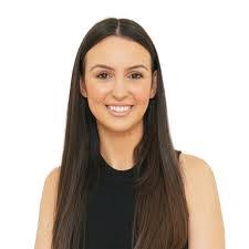 Emily Pinker's Instagram, Twitter & Facebook