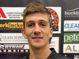 Bombers, Blues, secure important road wins