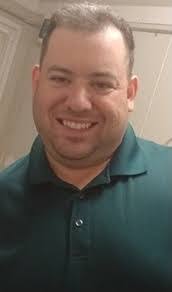 Thomas Deschaine's Instagram, Twitter & Facebook