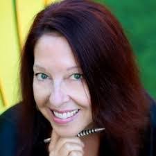 Sandra Epp's Instagram, Twitter & Facebook