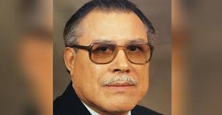 Lois Ledet's Instagram, Twitter & Facebook