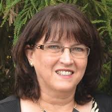 Janet Jasper's Instagram, Twitter & Facebook