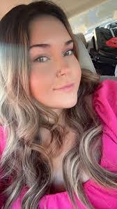 Jennifer Gulledge's Instagram, Twitter & Facebook