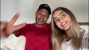Liverpool fc and england international management: Perrie Edwards And Alex Oxlade Chamberlain Spread A Smile