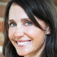 Allyson Crawford's Instagram, Twitter & Facebook