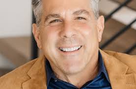 Shoreline Chamber of Commerce recognizes outgoing 2023 Board and welcomes  new 2024 Board