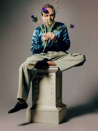 How to pronounce ralph fiennes. Ralph Fiennes Loosens Up Gq