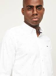 Buy LEE Men Printed Full Sleeves Casual Shirt from Lee at just INR 2499.0