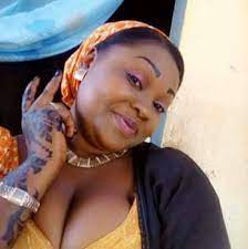 .maryam sanda, wacce ake zargi da kashe mijinta, bilyaminu bello, ta fada ma yan sanda cewa rikici da ya kaure tsakaninta da mijinta ya faru ne sanadiyar wasu hotunan tsaraicin wata mata a wayarsa. Latest Labaran Batsa Hotunan Batsa Ne Suka Yi Sanadiyyar Rikicin Maryam Sanda Da Marigayi Bilyaminu Shaida Legit Ng See More Of Labaran Batsa On Facebook Ona Melchor