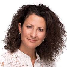 Leanne Klein's Instagram, Twitter & Facebook