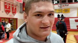 Bennett's pin highlights upper weights' performance in Delsea win