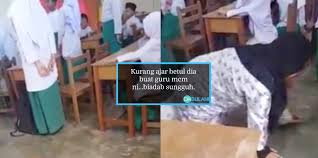 Beralih ke ibu guru kita yaitu rosa maria yang cuma bengong melihat permainan permainan liar di sekelilingnya. Sakit Hati Anak Didenda Ibu Biadab Tergamak Denda Ustazah Merangkak Dalam Kelas