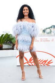 This moment heals a lot of pain in the world. Leyna Bloom Is The First Trans Woman Of Color In The Sports Illustrated Swimsuit Edition Glamour