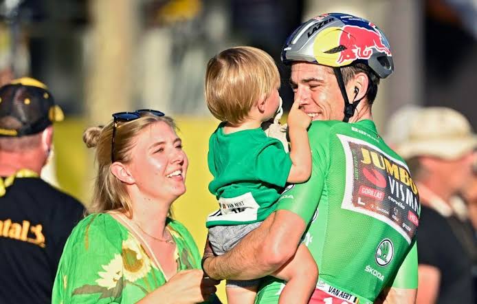 Sarah De Bie begreep het niet van Wout van Aert: “Ik schrok er zelf van” |  Redactie24