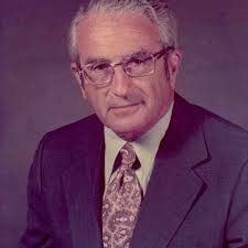 Thomas W. Wolfe, Treasury official, dies at 93