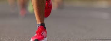やっぱり軽量なランニングシューズを履いてみたい 厚底 と 薄底 のおすすめモデル10選 モデル ランニングシューズ おすすめ