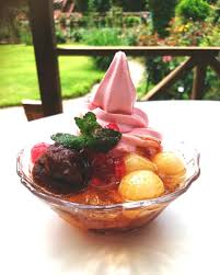 丘の上バラ園 on instagram 丘の上バラ園内の 畑カフェにて あんみつ 始めました ぜひ食べに来てね 畑カフェ バラソフト あんみつ 丘の上バラ園 千葉県夷隅郡 大多喜町 美味しいよ おすすめ お待ちしてます