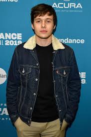 How old is nick robinson in 2021? Does Nick Robinson Have A Girlfriend