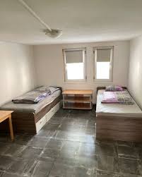 Finden sie ihre möblierte wohnung auf zeit in esslingen jetzt ganz einfach mit agent home. A W H Hartwich Komplette Wohnung In Esslingen Ab 10 80 Euro Monteurzimmer In Esslingen Am Neckar 73734 Brunnenstrasse