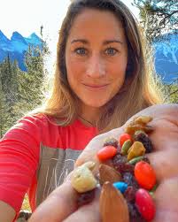 With chilly days coming into full swing I am reminded of how cold I get  while training in the mountains. The two ways I fight the coldness off:  always carry a thermos