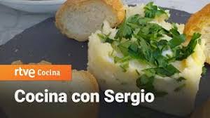 Porque tienes control del calor y puedes hacer cambios brucos de temperatura. Cocina Con Sergio Bacalao Al Ajoarriero Rtve Cocina Youtube