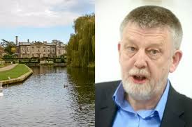 Secret council deal to buy Coombe Abbey Hotel branded "a disgrace"