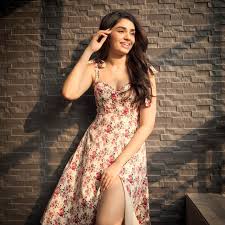 Krithi Shetty modeling