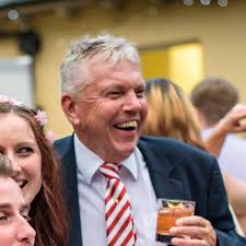 Can someone assist with my complaint please,all I am getting are Ai  generated emails.