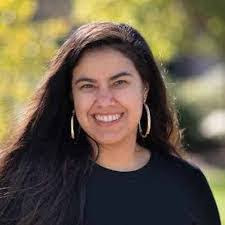 Jeanette Arocho's Instagram, Twitter & Facebook