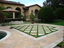54 Brilliant Front Yard Landscaping Ideas That Surprise You Interiorsherpa In 2020 Garden Floor Pavers Backyard Turf Paver