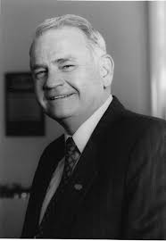 Oceanside booster Tom Nunan, Jr., dies at 79