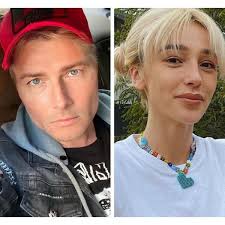 С тех пор настя стала носить фамилию мужа — узенюк, и влюблённые с головой окунулись в семейную жизнь. Nikolaj Baskov Podaril Materi Nasti Ivleevoj Rakovinu Dlya Vannoj Komnaty Vokrug Tv