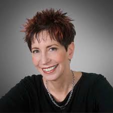 Roberta Guise's Instagram, Twitter & Facebook