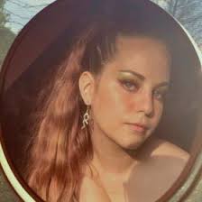 Annie Williamson (annieaw143)