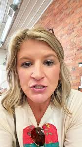 SEW many talented people here!! Come meet Pam from AcuQuilt … Missouri Star  Birthday Bash #tamijones #sewing #beginnersewing #diy #crafty