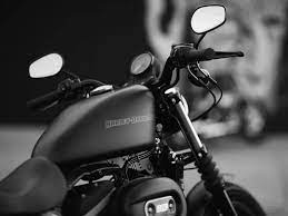 Pin By Samantha Getz On Macchine Harley Davidson Wallpaper Harley Davidson Pictures Black Harley Davidson