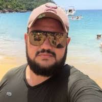 100+ "Larry Benjamin" profiles