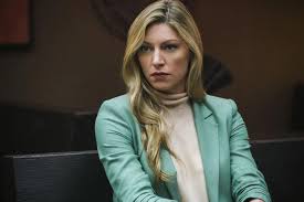Legends Of Tomorrow 5x05 Review Mortal Khanbat In 2020 Jes Macallan Legend Legends Of Tommorow