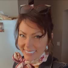 Organic Shea Butter and Aloe Vera are just some of the powerful ingredients  in Emmie's Remedies Daily Moisturizing Face Cream! Free of synthetics, and  handcrafted in small batches! Get yours with promo