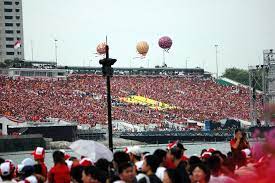 This means that there's the need to vaccinate around 560,000 more people. Singapur Nationaler Tag In Singapur 2021