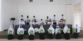 Check spelling or type a new query. Ketua Stain Bengkalis Serahkan Sk Cpns Formasi 2019 Stain Bengkalis Riau Sekolah Tinggi Agama Islam Negeri Bengkalis Kampus Melayu Kampusmelayu Ac Id
