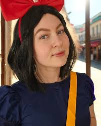 Skulle klätt ut Alice till min katt, oh well 🐈‍⬛ Halloween look 2