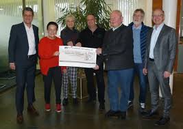 Zorneding Raiffeisenbank Zorneding Spendet Fur Den Guten Zweck