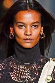 9 Fall Jewelry Trends You Can Start Wearing Now