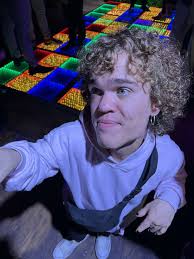 Dillon Moore (@THE_DILLON20)