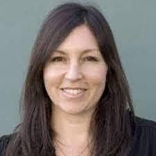 Aimee Miller's Instagram, Twitter & Facebook