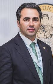 Miguel Pavão eleito para segundo mandato como bastonário dos médicos  dentistas