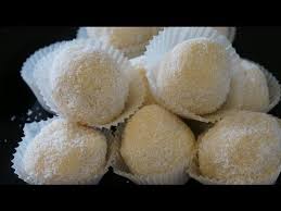 Recette De Gateaux Aux Amandes Et Confiture De Fraise Almond Cookies With Strawberry Jam Youtube Recette Facile Et Rapide Truffes A La Noix De Coco Recette